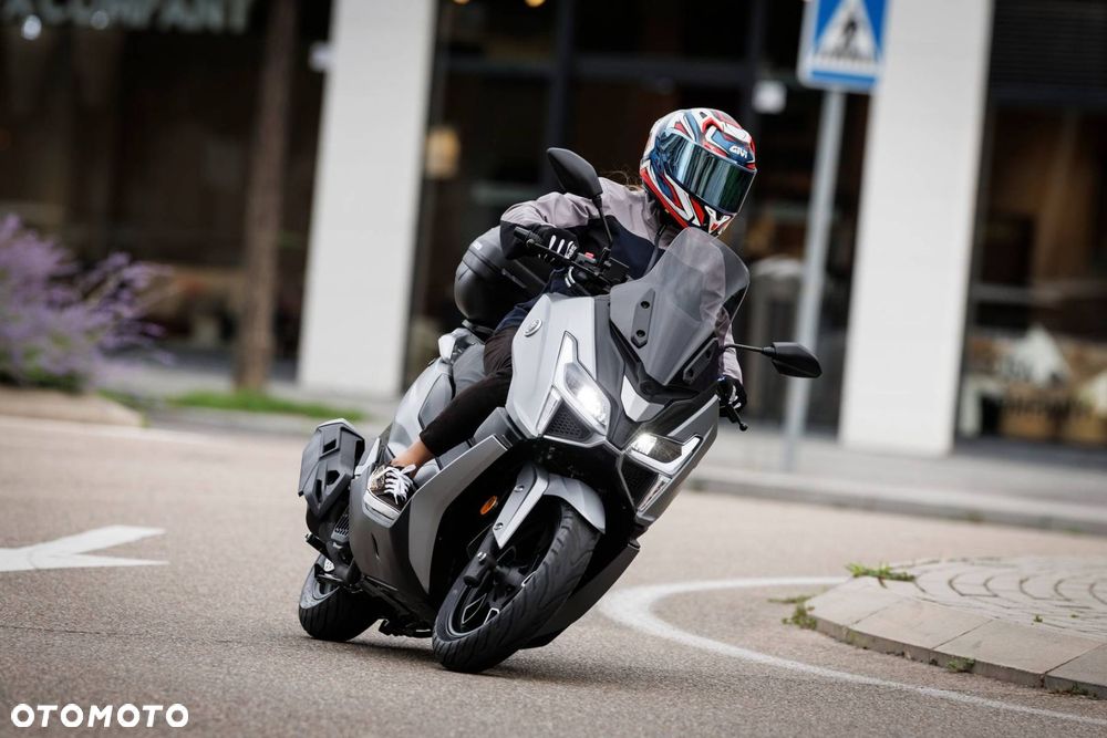 VOGE SR1 ADV - 1