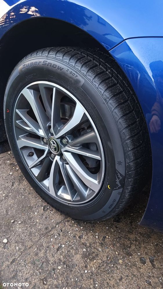 Toyota Avensis 1.8 Prestige - 27