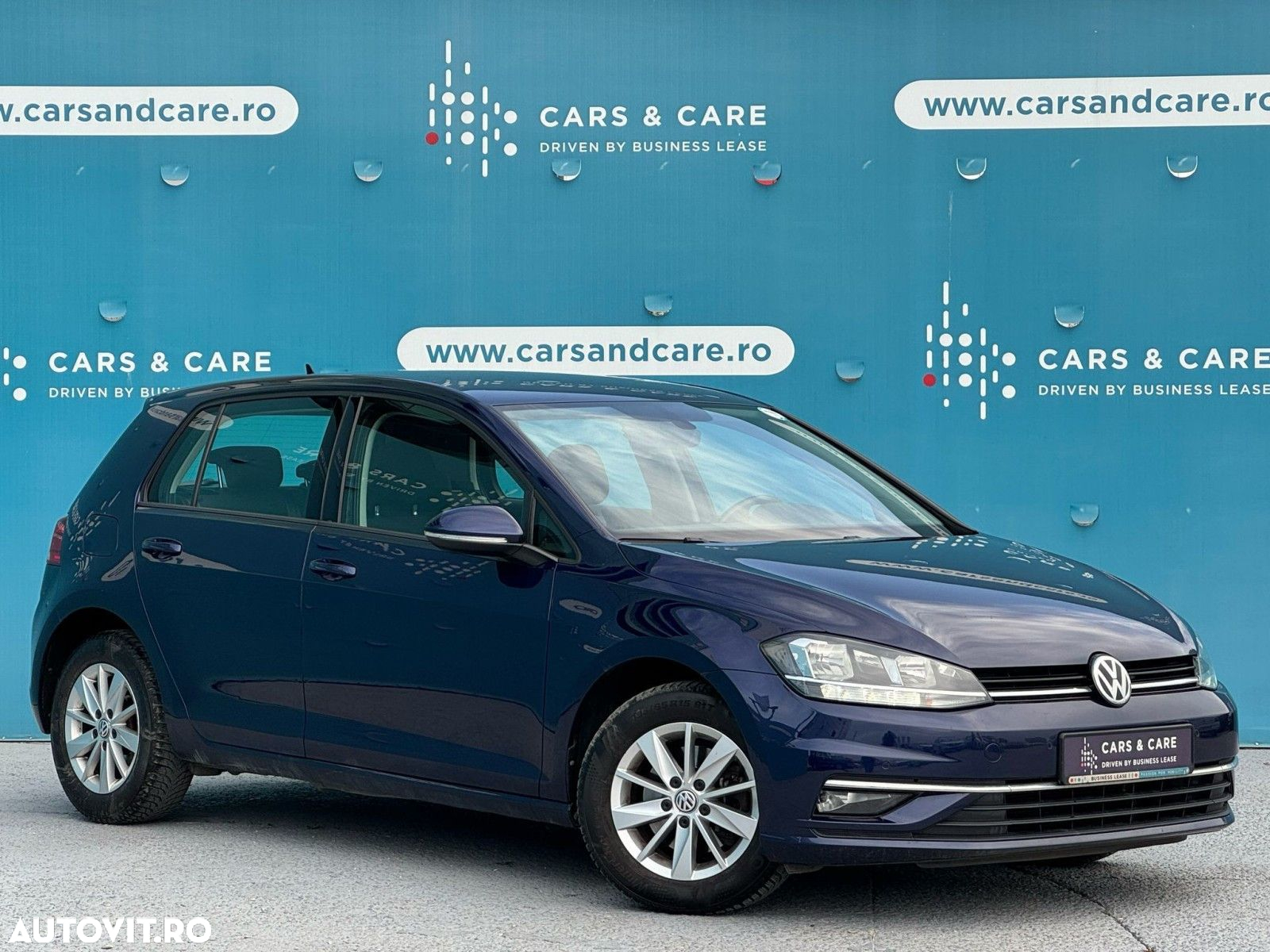 Volkswagen Golf - 3