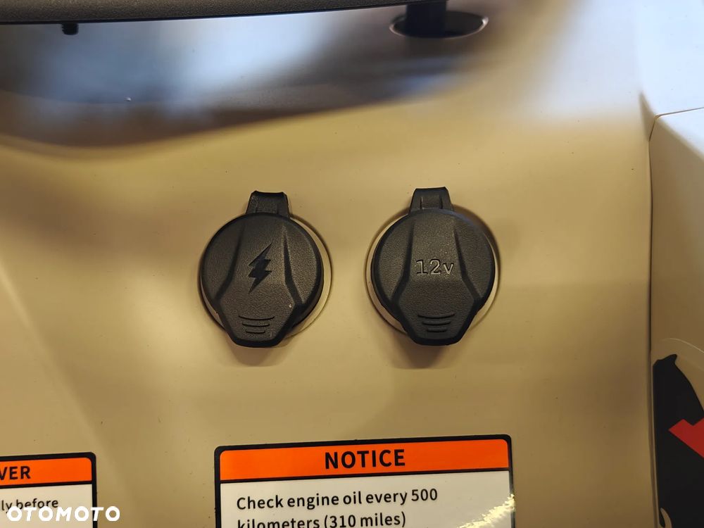 QJMOTOR SFA 1000 - 9