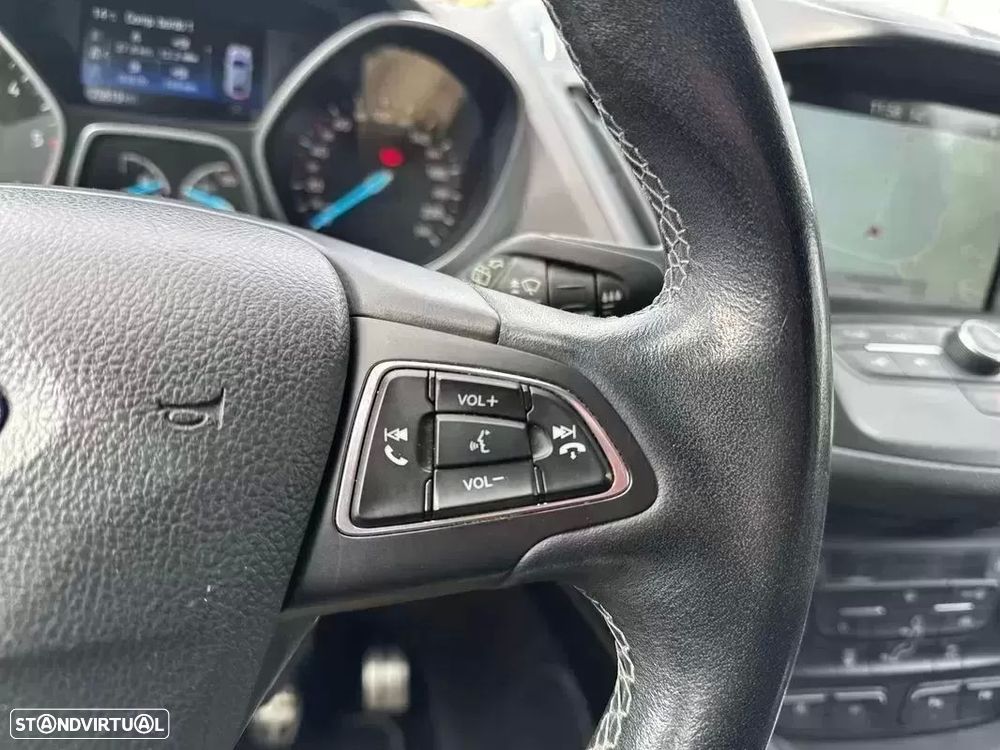 Ford Kuga 1.5 TDCi ST-Line Limited Edition - 50