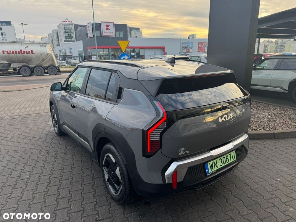 Kia EV3 58.3kWh Earth - 2