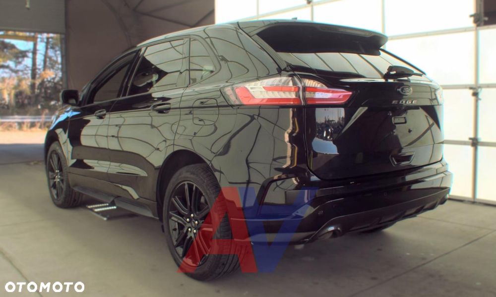 Ford Edge - 8