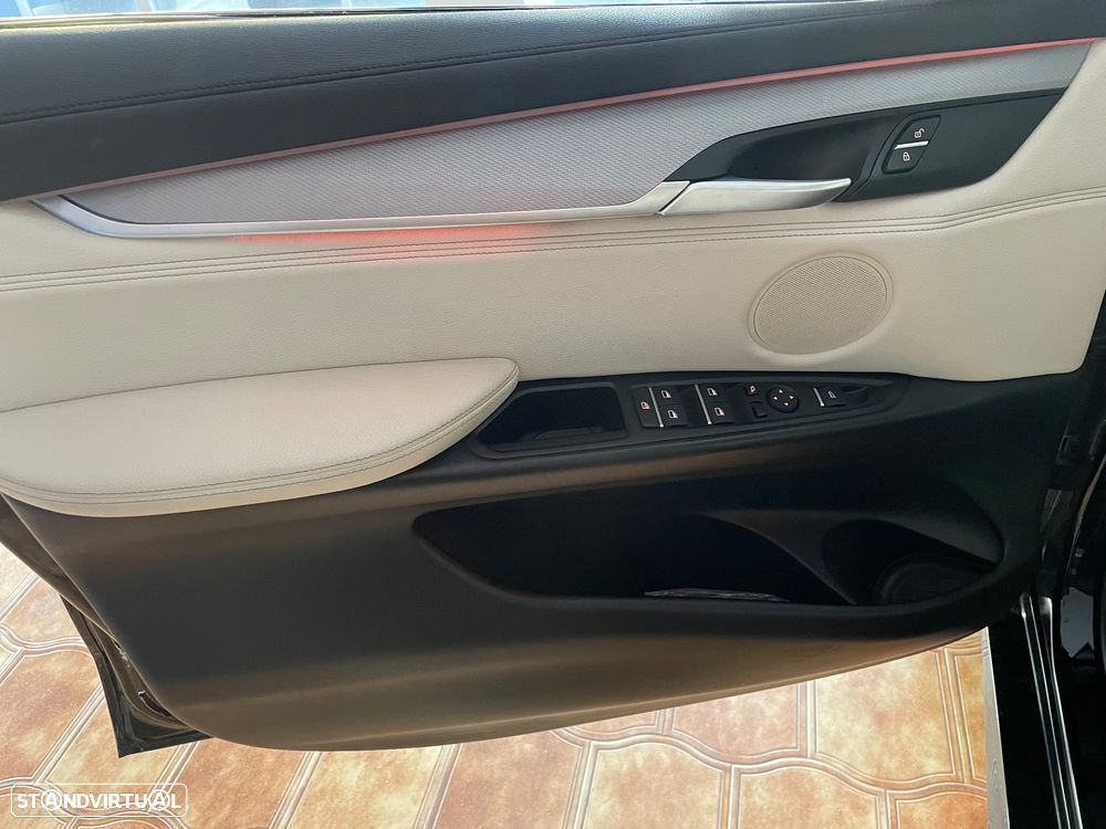 BMW X6 30 d xDrive Pack M - 11