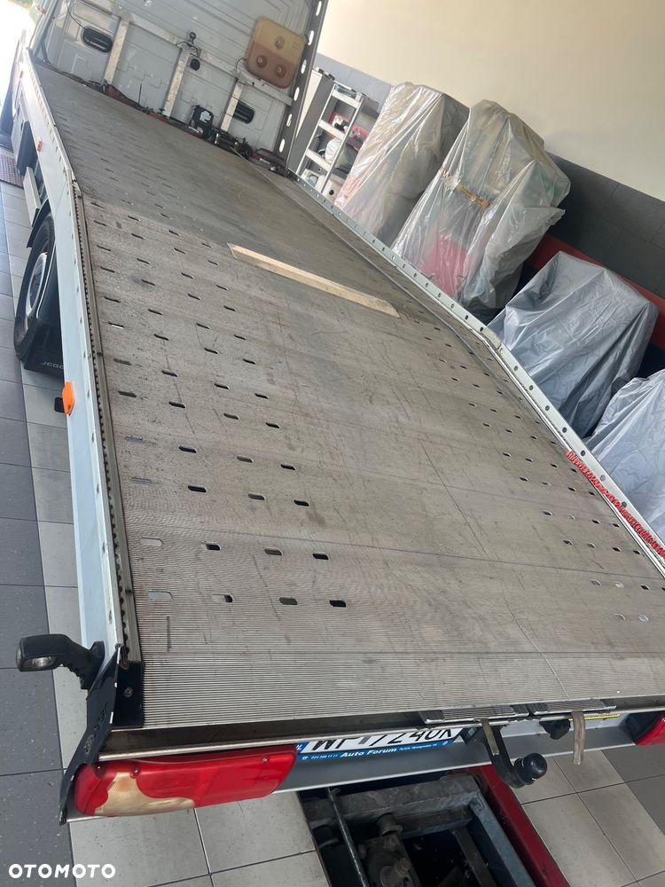 Volkswagen Crafter 177 koni laweta alumiowa - 21