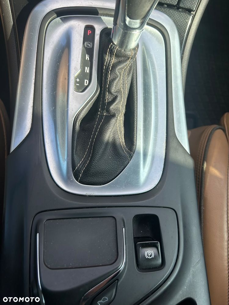Opel Insignia - 19