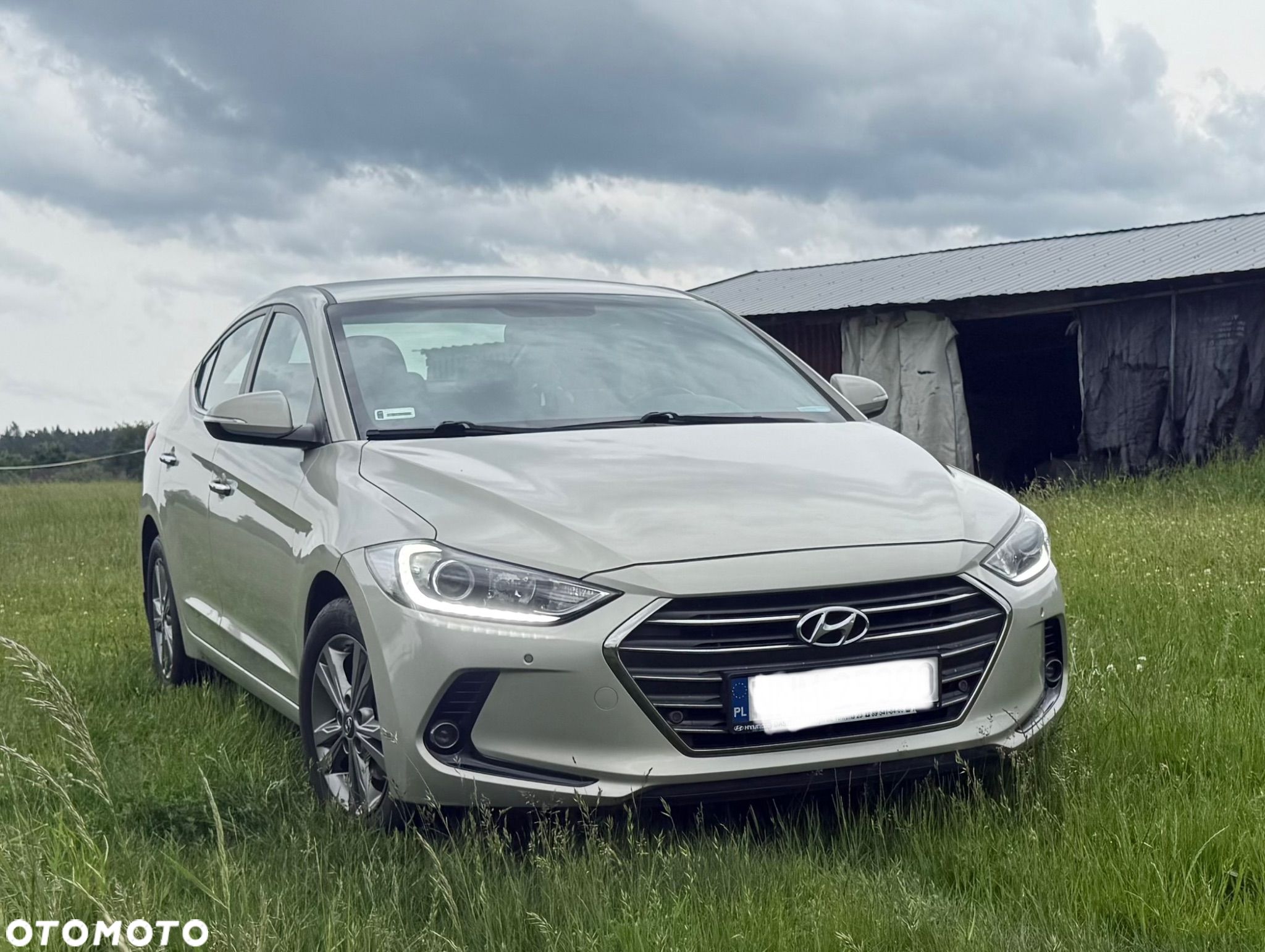 Hyundai Elantra 1.6 Premium - 1