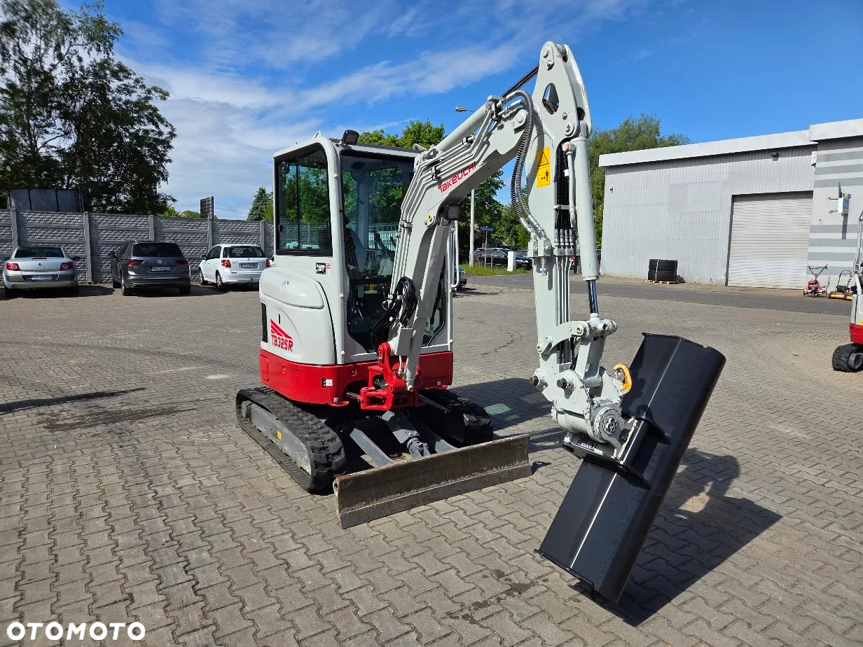 Takeuchi Koparka Minikoparka Takeuchi TB325 V3 Powertilt + HS03 + 3 łyżki - 7