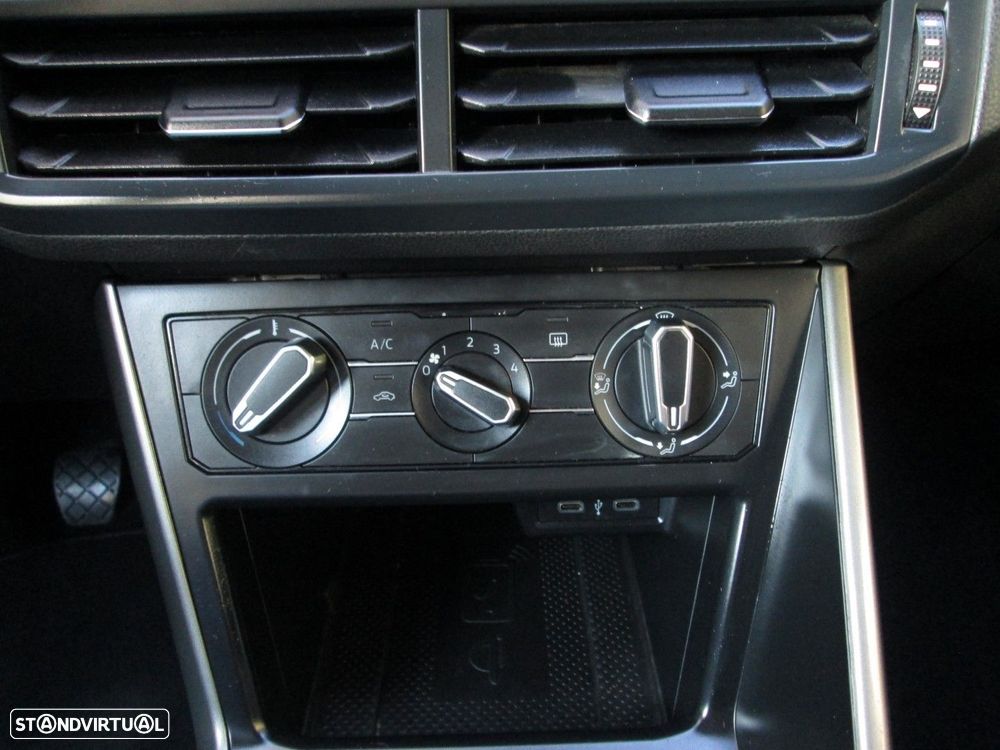 VW Polo 1.0 TSI Confortline - 40