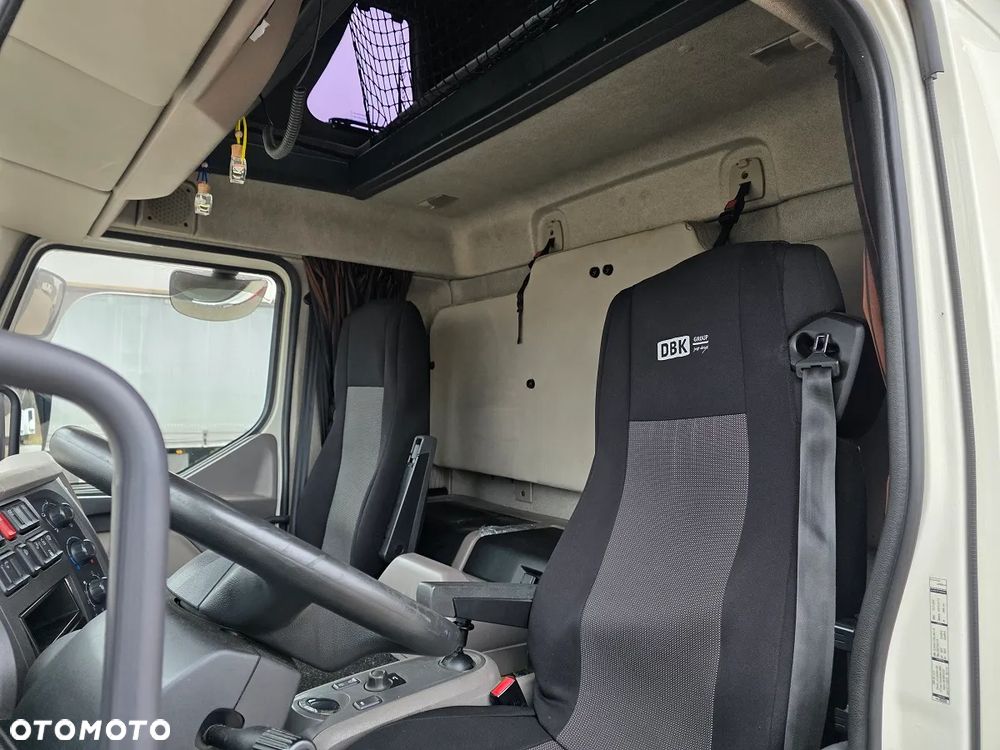 DAF LF 12/260 ZESTAW TANDEM  PRZEJAZDOWY 120m2 SALON PL. - 9