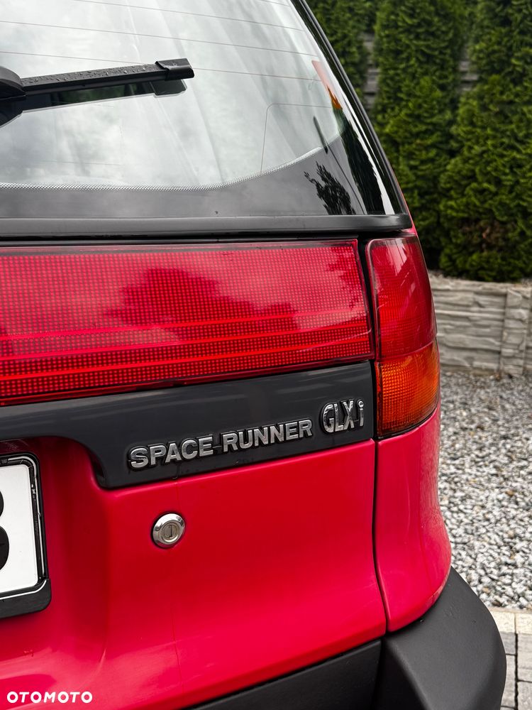 Mitsubishi Space Runner 1800 Cool - 6