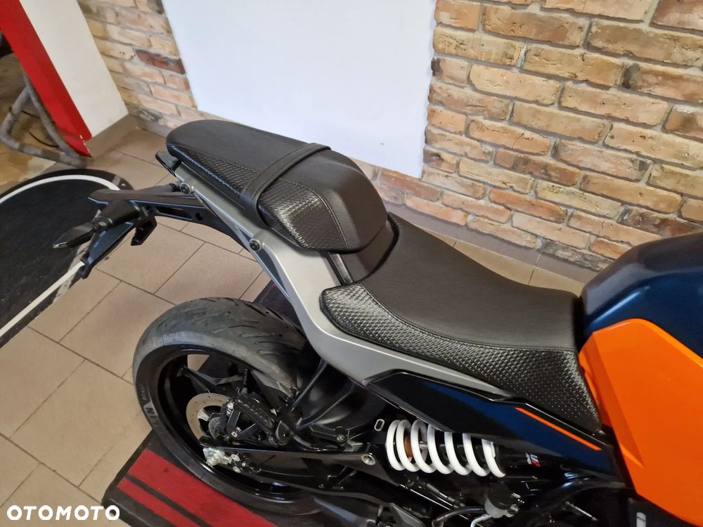 KTM Duke 125 - 36
