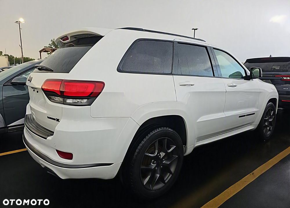 Jeep Grand Cherokee - 4