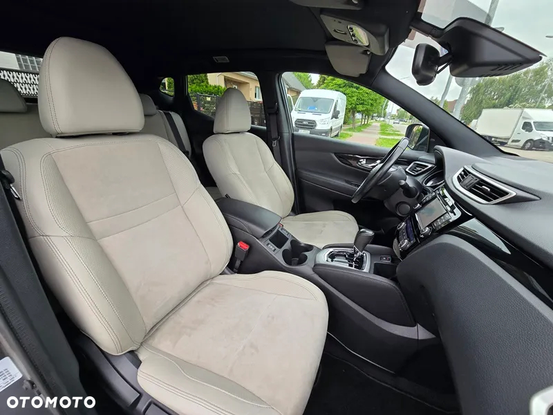 Nissan Qashqai 1.6 DCi Tekna Xtronic EU6 - 36