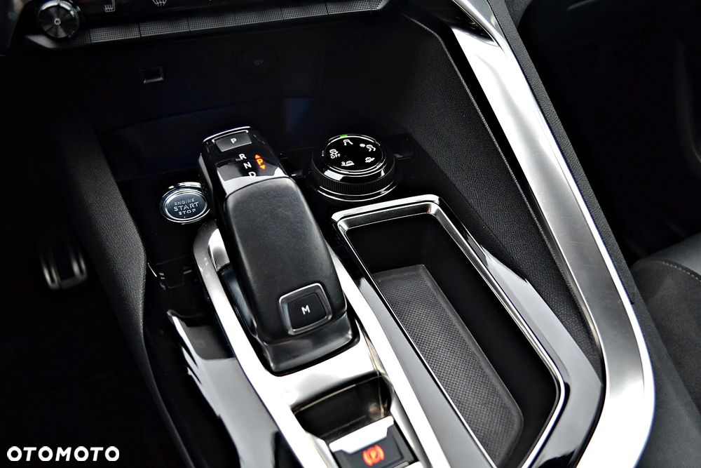 Peugeot 3008 BlueHDi 180 Stop & Start EAT8 GT - 36