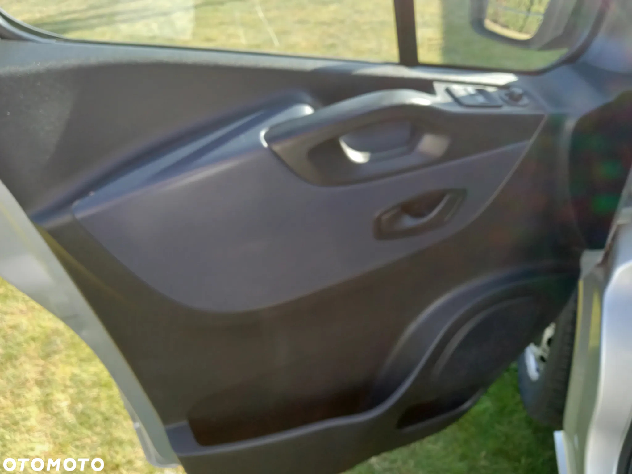 Opel Vivaro 1.6 D (CDTI) L2H1 - 9
