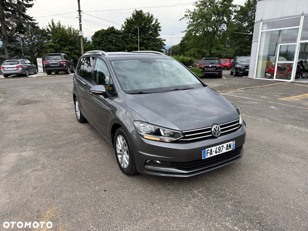 Volkswagen Touran 2.0 TDI BMT Comfortline DSG - 4