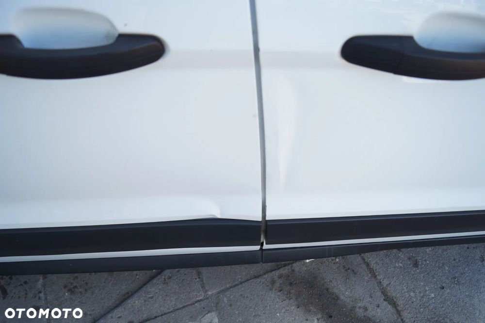 Ford Transit Connect - 36