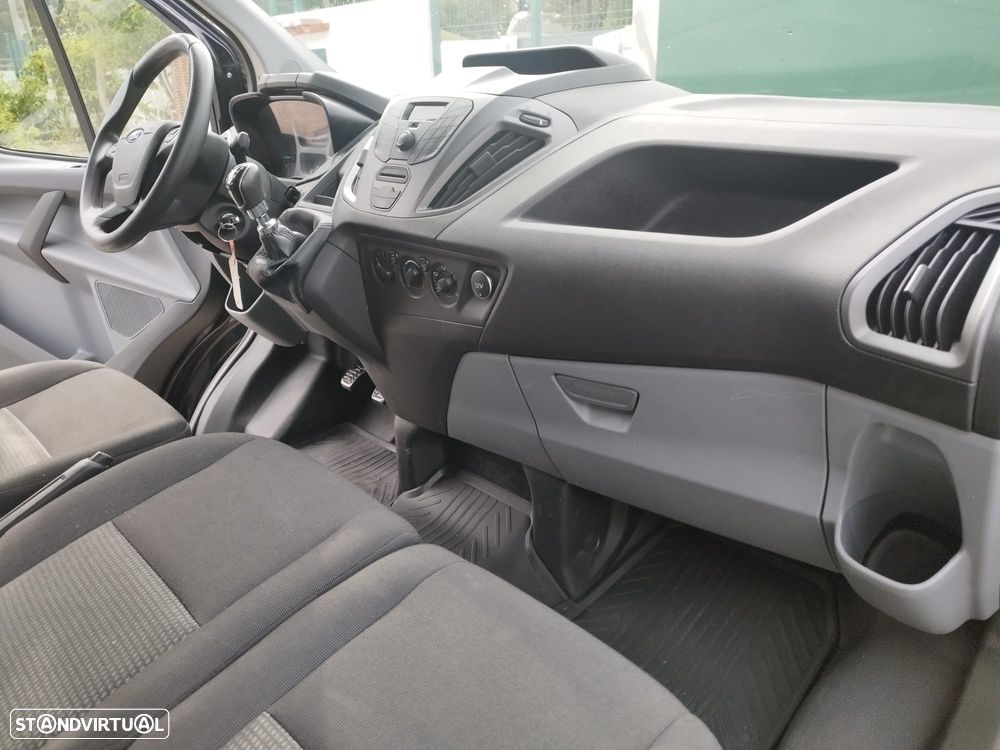 Ford Transit Custom 2.2 Tdci Longa  6 Lugares - 19