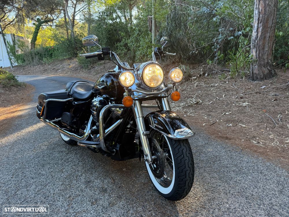 Harley-Davidson Road King 107 - 9
