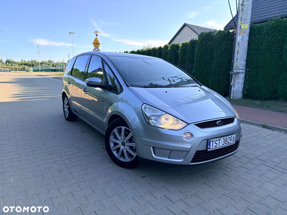 Ford S-Max 2.0 TDCi DPF Ambiente - 27
