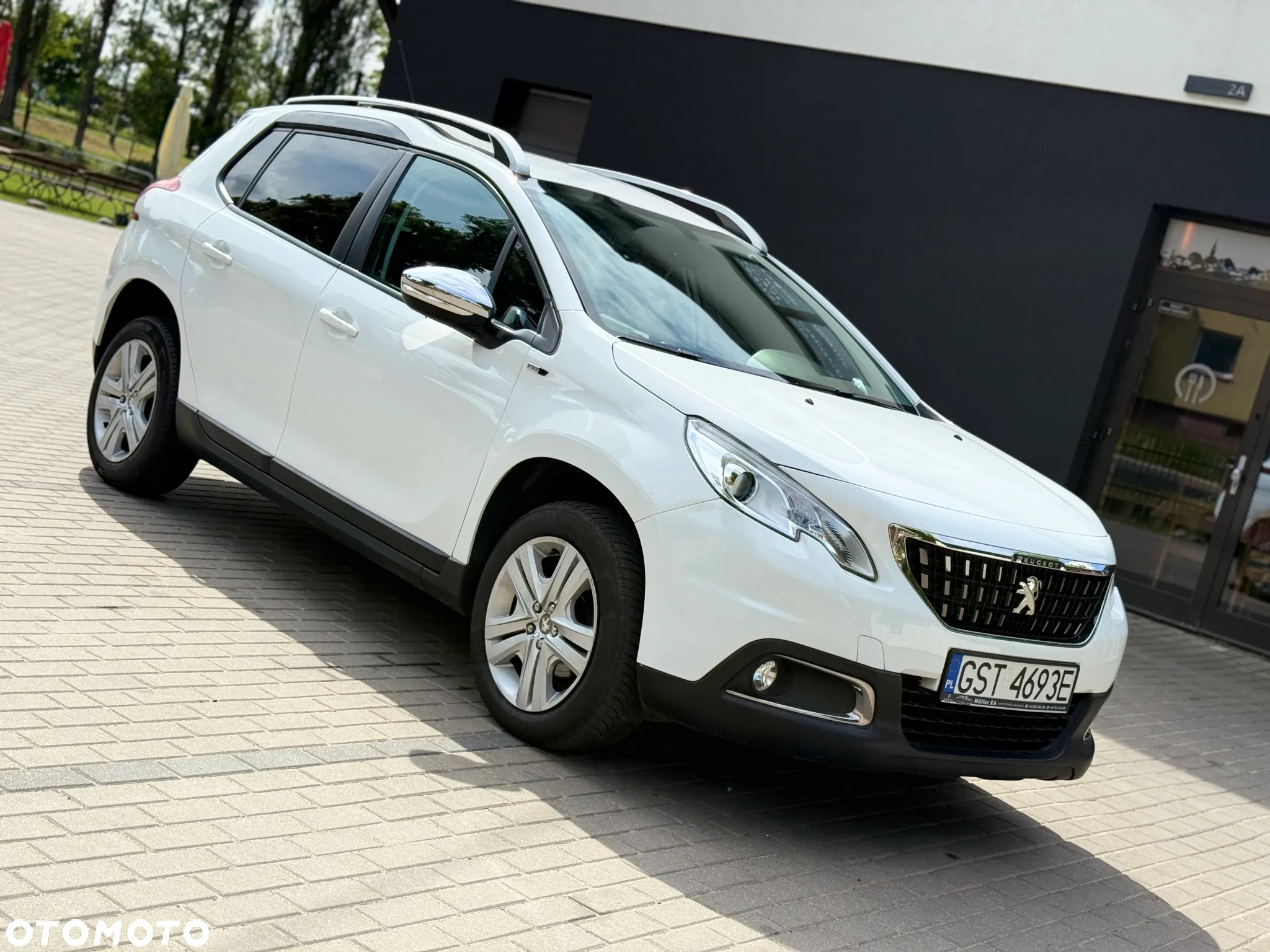Peugeot 2008 1.6 BlueHDi Style - 12