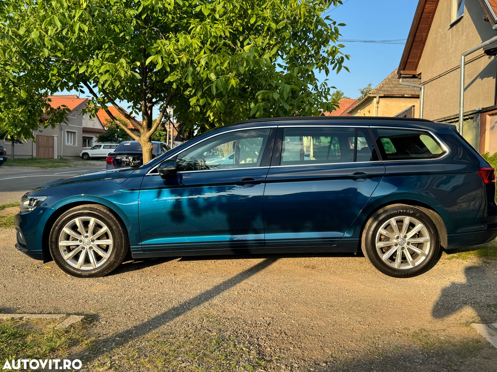 Volkswagen Passat 2.0 TDI DSG Highline - 3