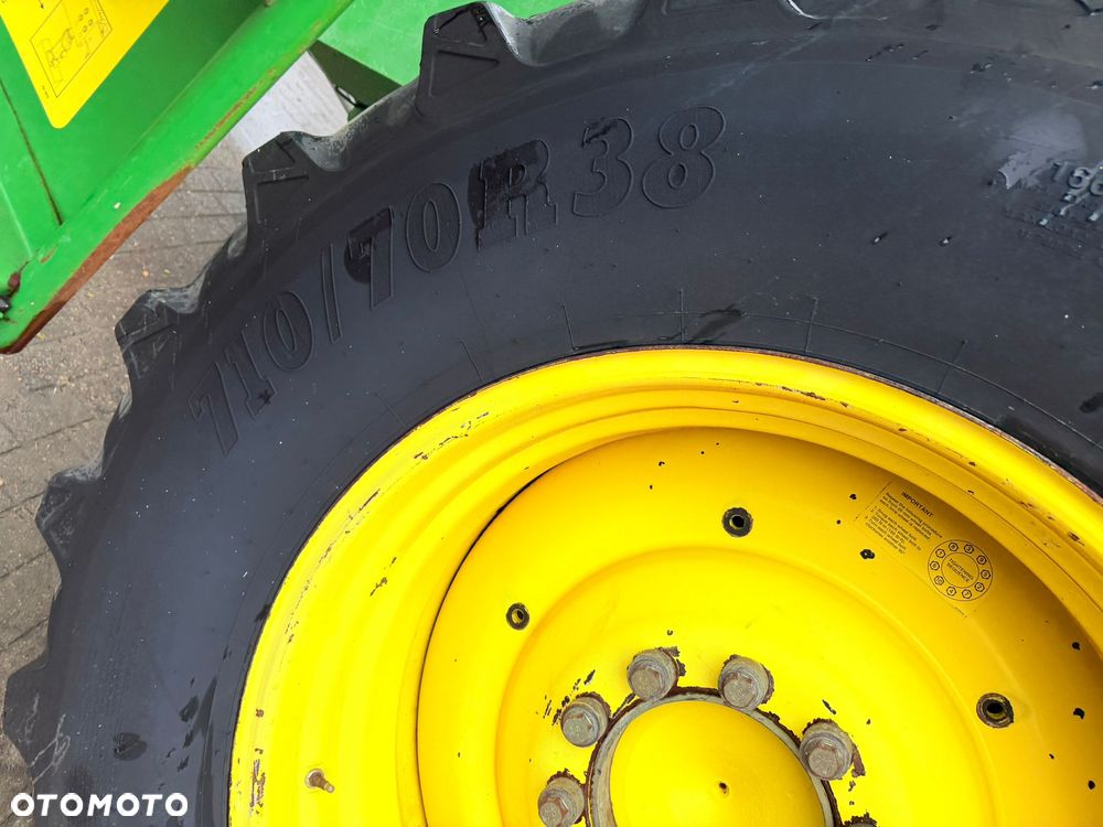 John Deere 9880i STS - 31