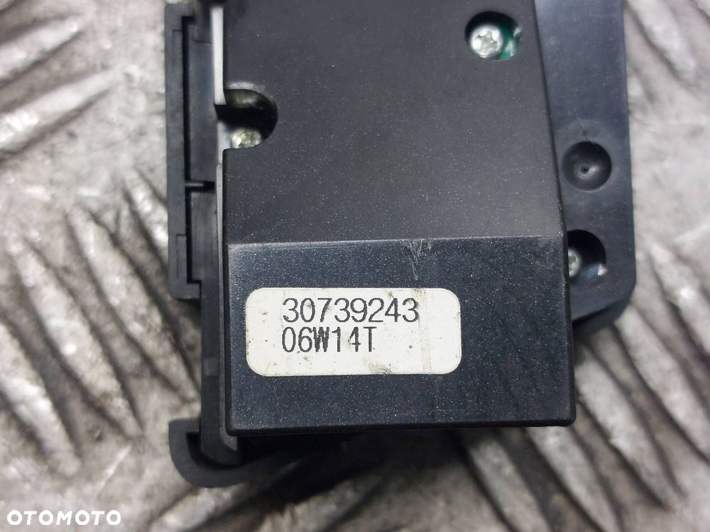 PANEL STEROWANIA RADIA W SŁUPEK C L+P VOLVO XC90 I 30746096 30739243 - 4