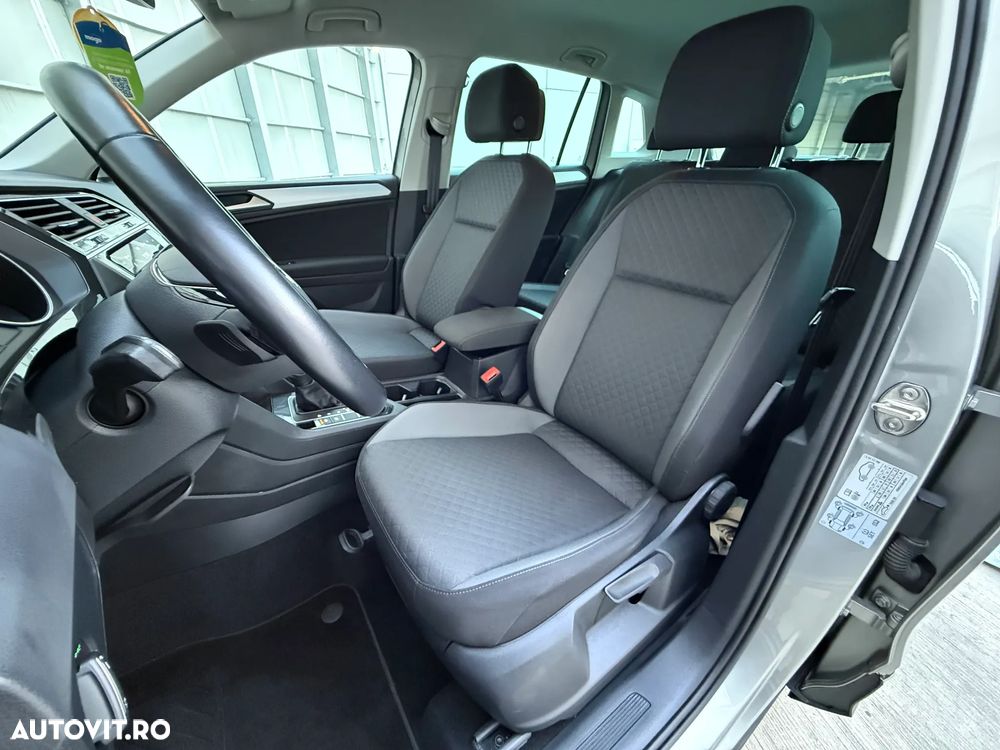 Volkswagen Tiguan 2.0 TDI 4Mot DSG Comfortline - 21