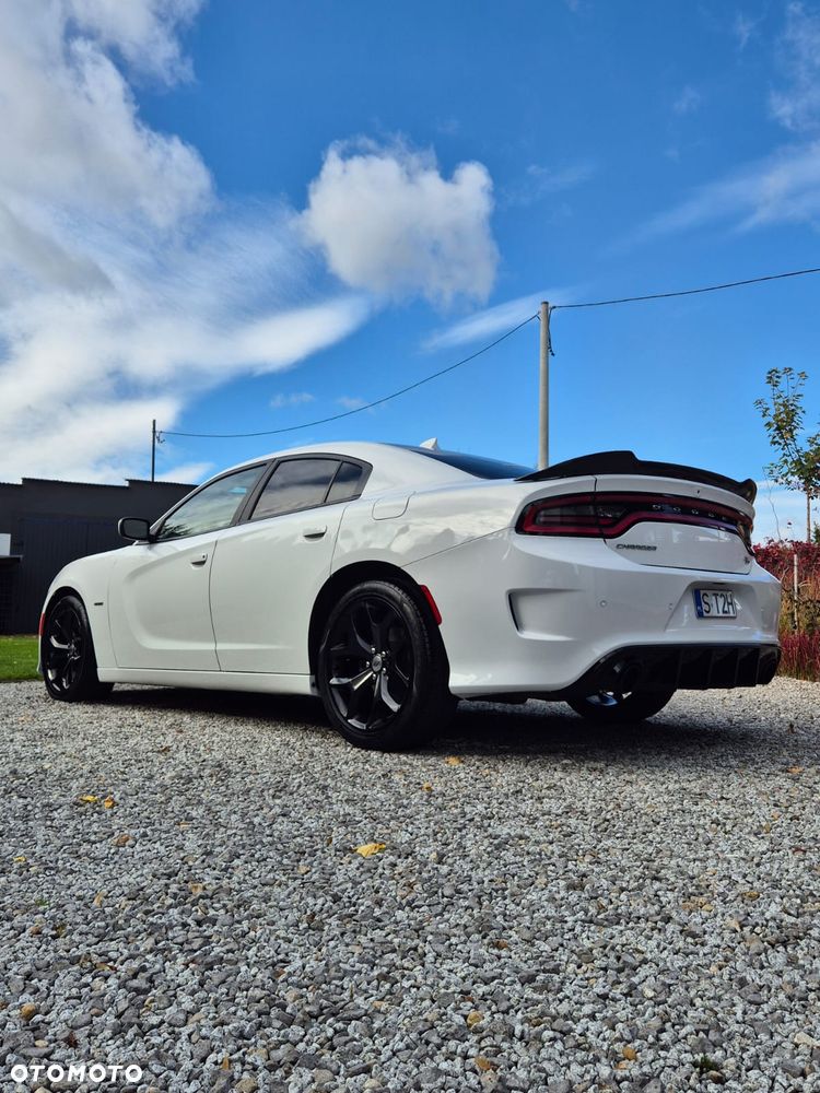 Dodge Charger - 12