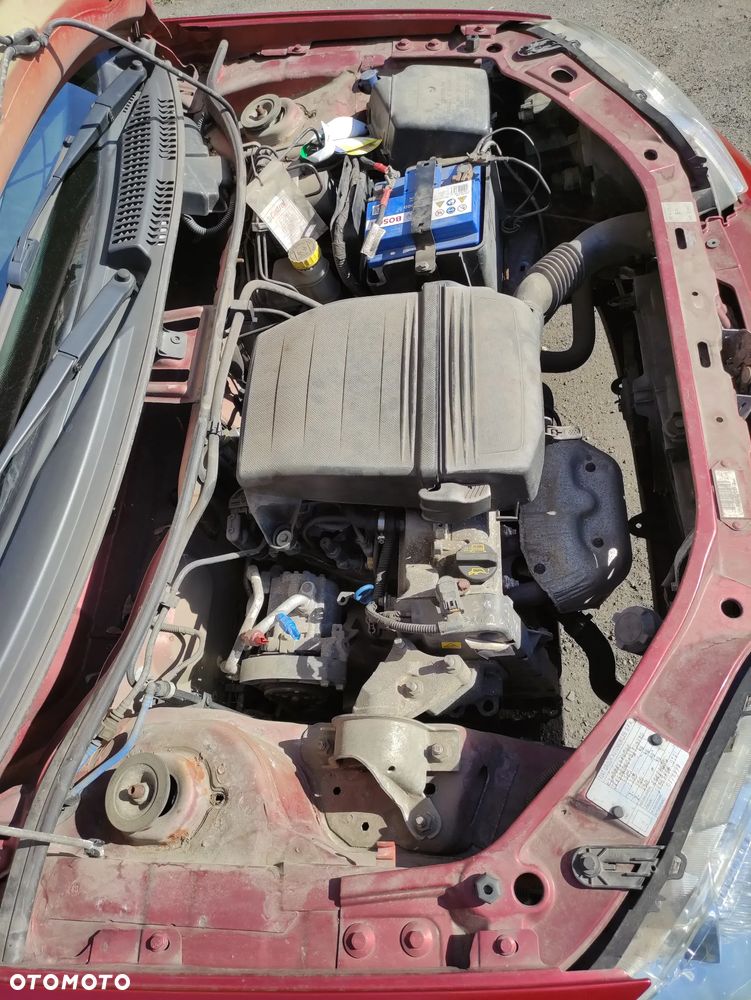 Fiat Punto 1.2 8V - 16