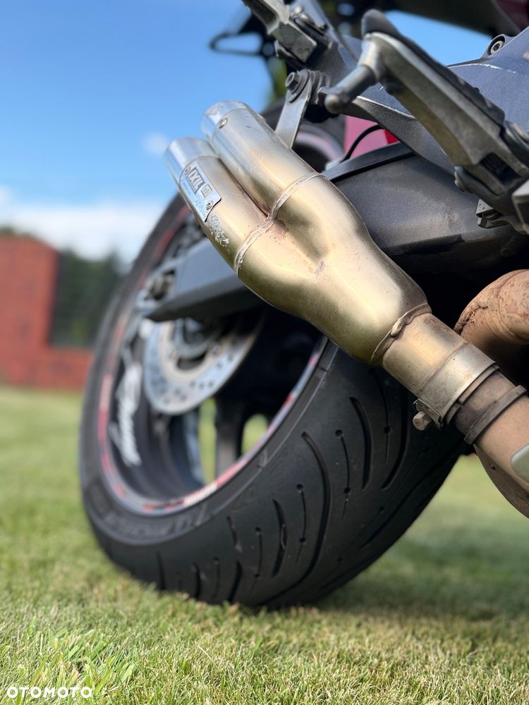 Honda CBR - 7