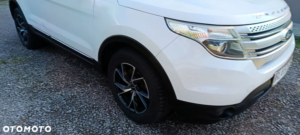 Ford Explorer - 5