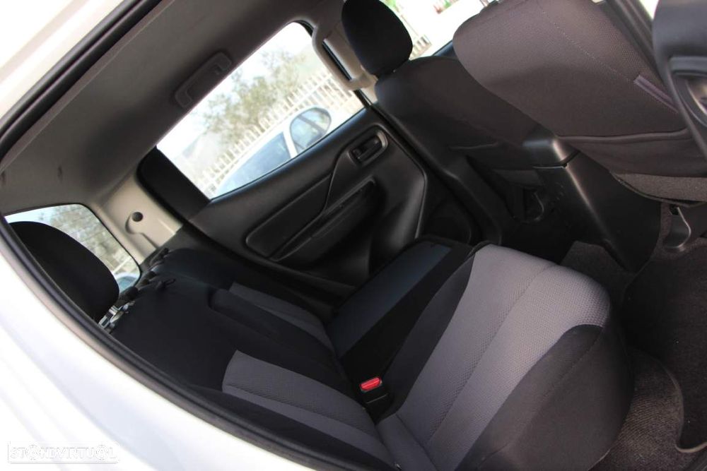 Mitsubishi L200 2.3 DI-D Strakar Space Cab Intense 4WD - 6