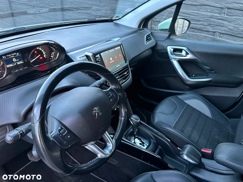 Peugeot 2008 PureTech 110 Stop&Start EAT6 Allure - 12