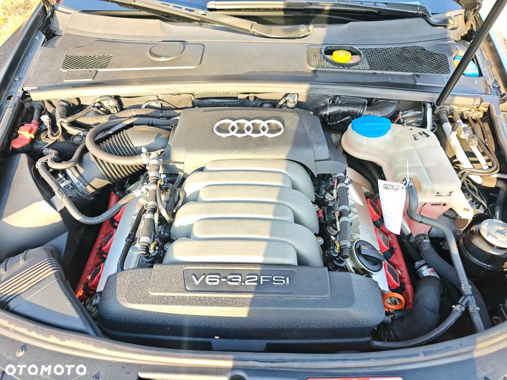 Audi A6 Avant 3.2 FSI Quattro Tiptronic - 23