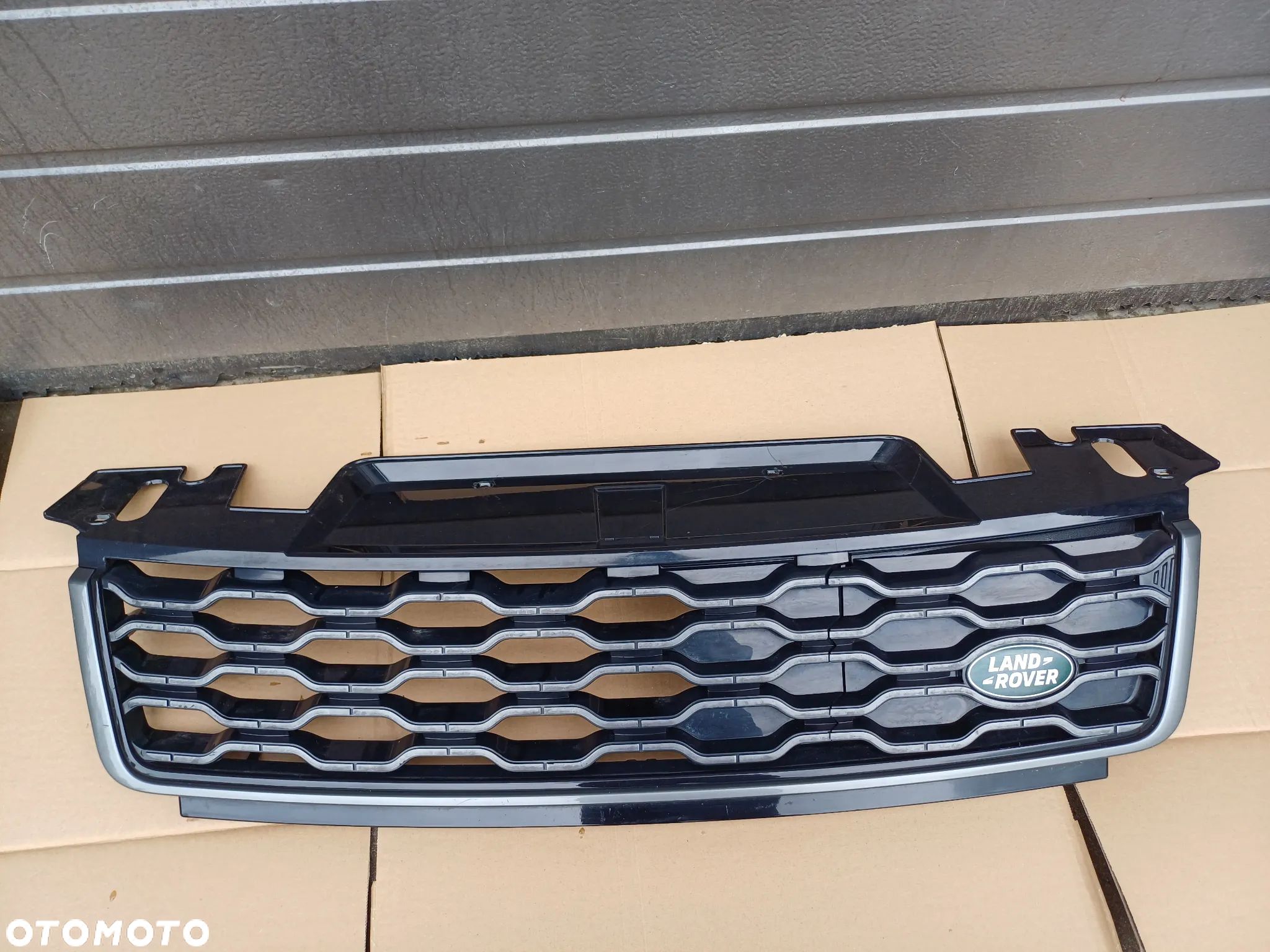 RANGE ROVER L494 Grill atrapa JK62-8200-ED - 1
