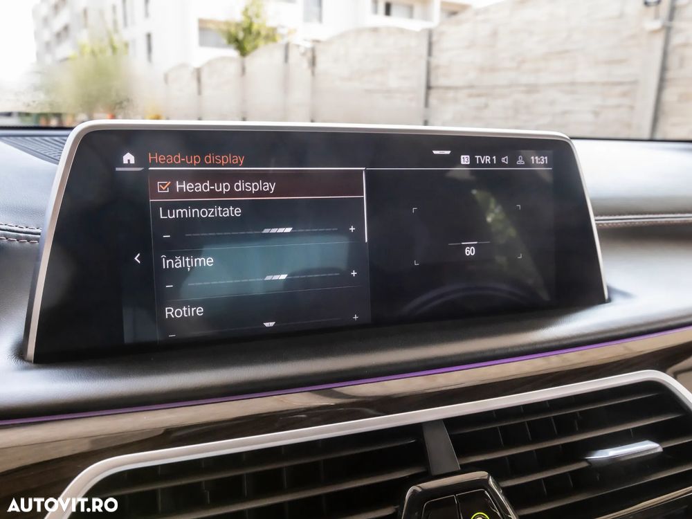 BMW Seria 7 740Ld xDrive - 31