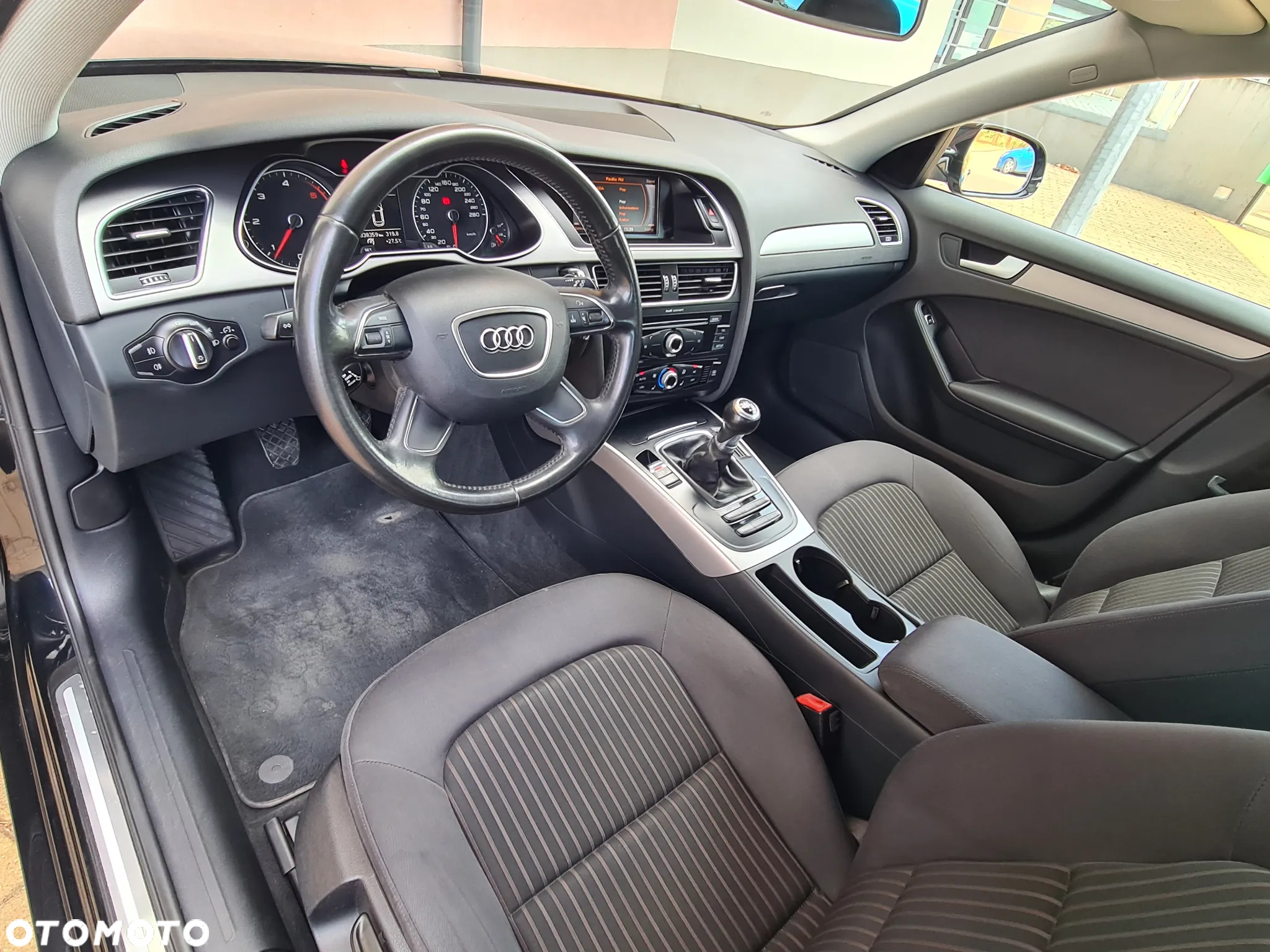 Audi A4 2.0 TDI - 24
