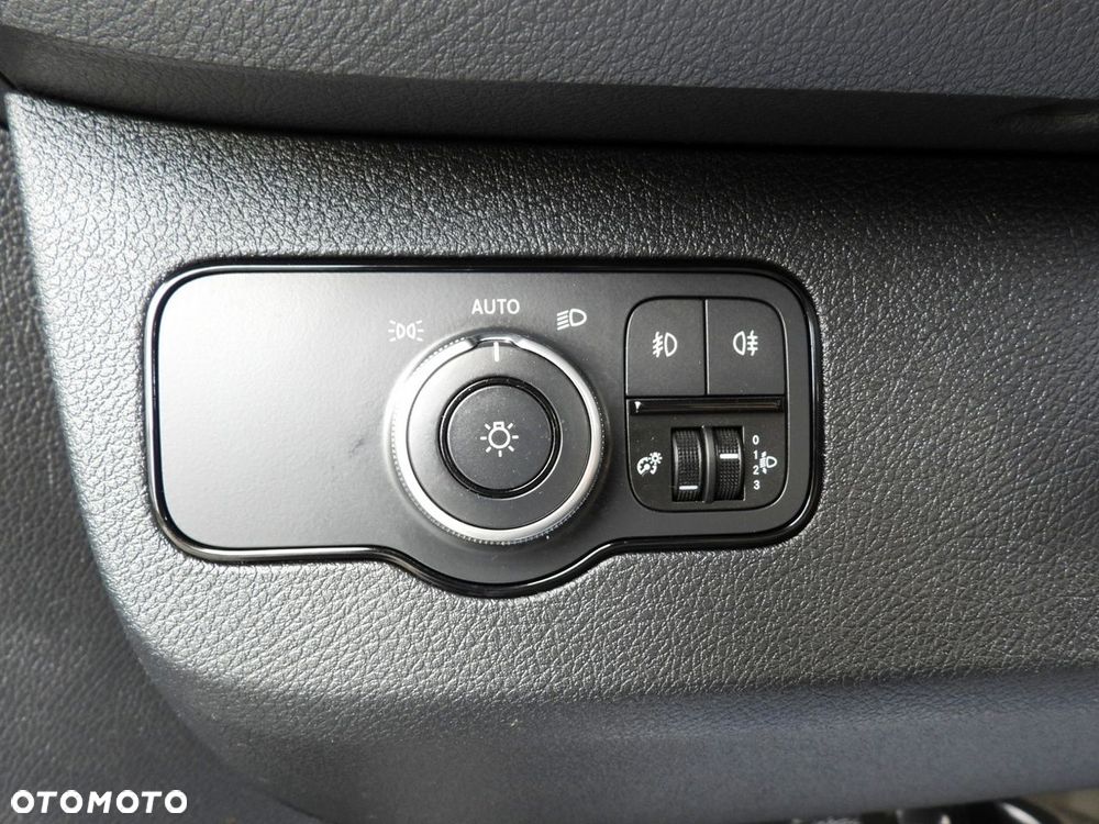 Mercedes-Benz SPRINTER 315 SKRZYNIA 8 PALET TEMPOMAT KLIMATYZACJA  150KM - 27