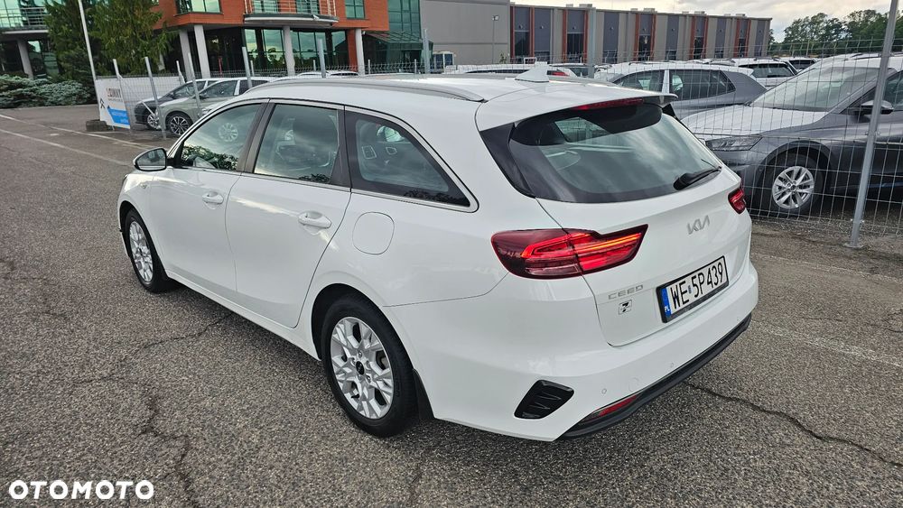 Kia Ceed 1.5 T-GDI M - 4