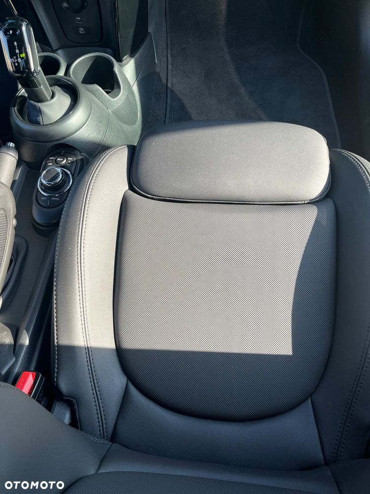 MINI Cooper Classic Trim - 13