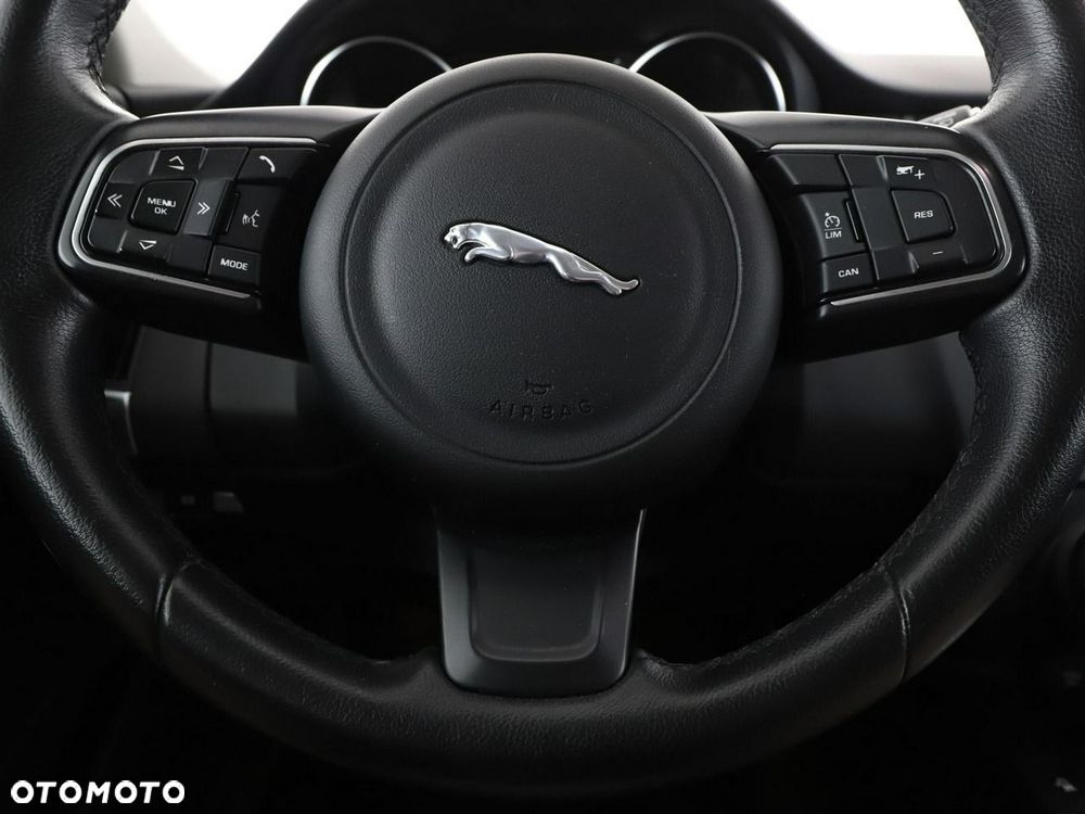 Jaguar E-Pace D150 AWD - 22