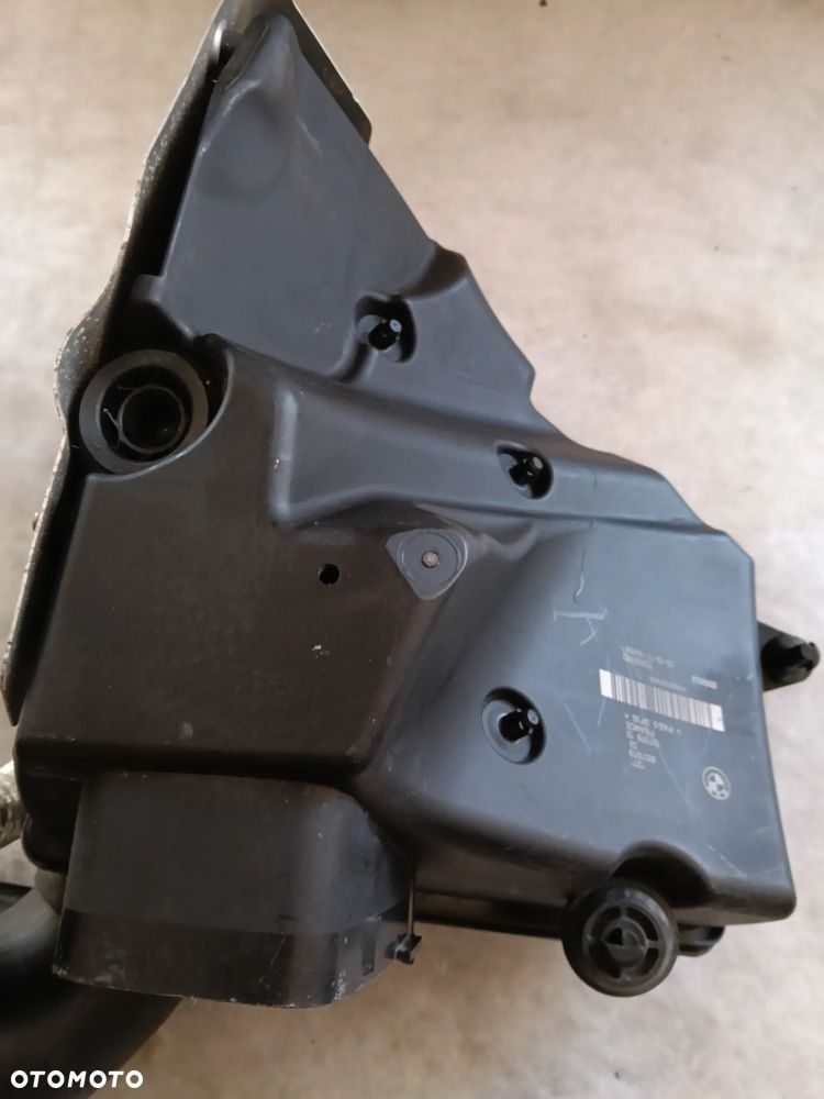 OBUDOWA FILTRA POWIETRZA REZONATOR BMW F20 F22 F30 F33 F36 8601682 8601678 BENZYNA - 4