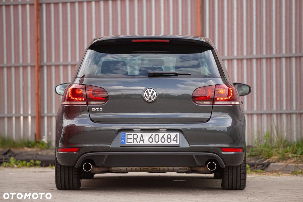 Volkswagen Golf 2.0 TSI GTI - 9