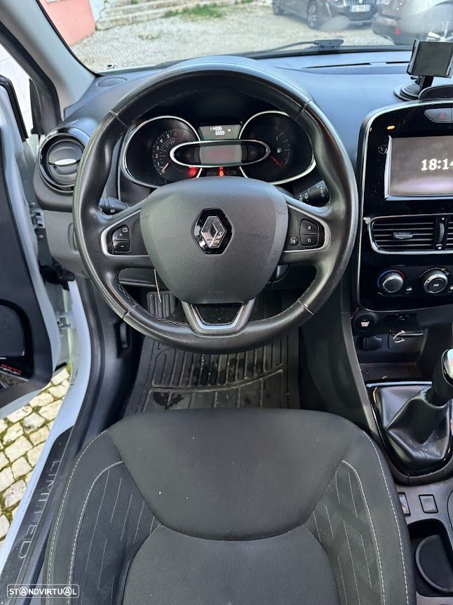 Renault Clio Sport Tourer 0.9 TCe Limited - 16