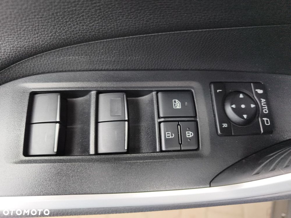 Toyota RAV4 - 18