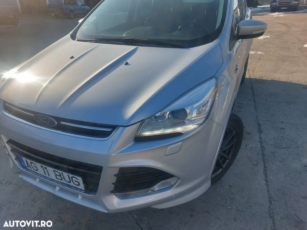 Ford Kuga 2.0 TDCi 4WD Powershift Titanium - 2