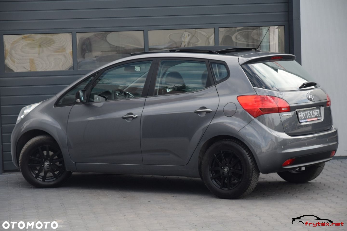 Kia Venga - 14